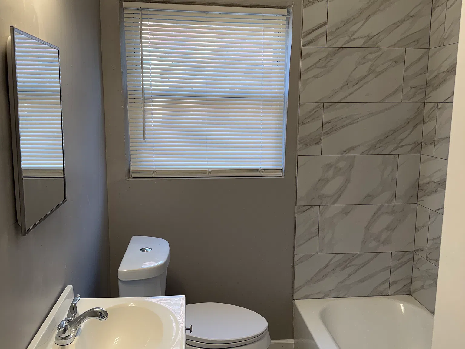 3 bed, 900 sqft, $1,250 — Photo 4
