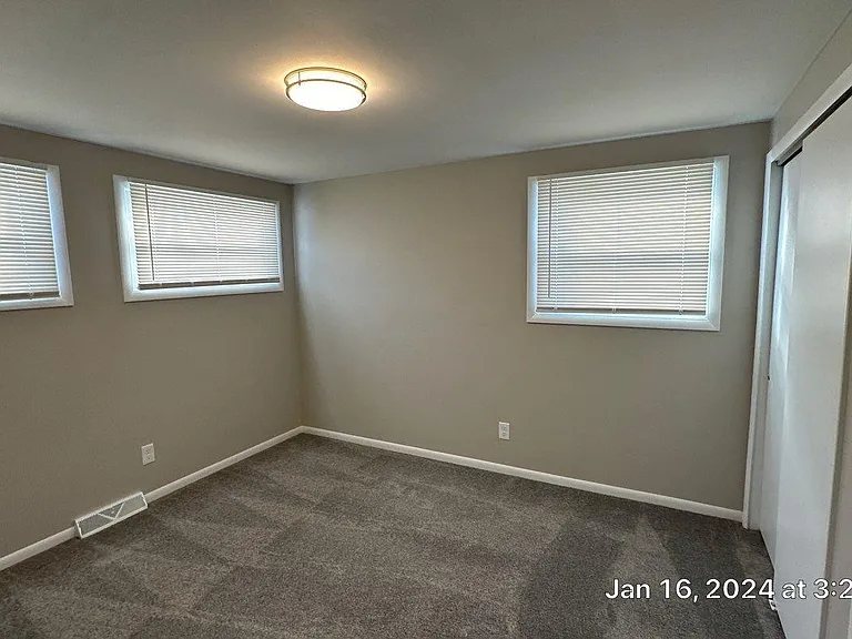 3222 Hilton St NW — Photo 13