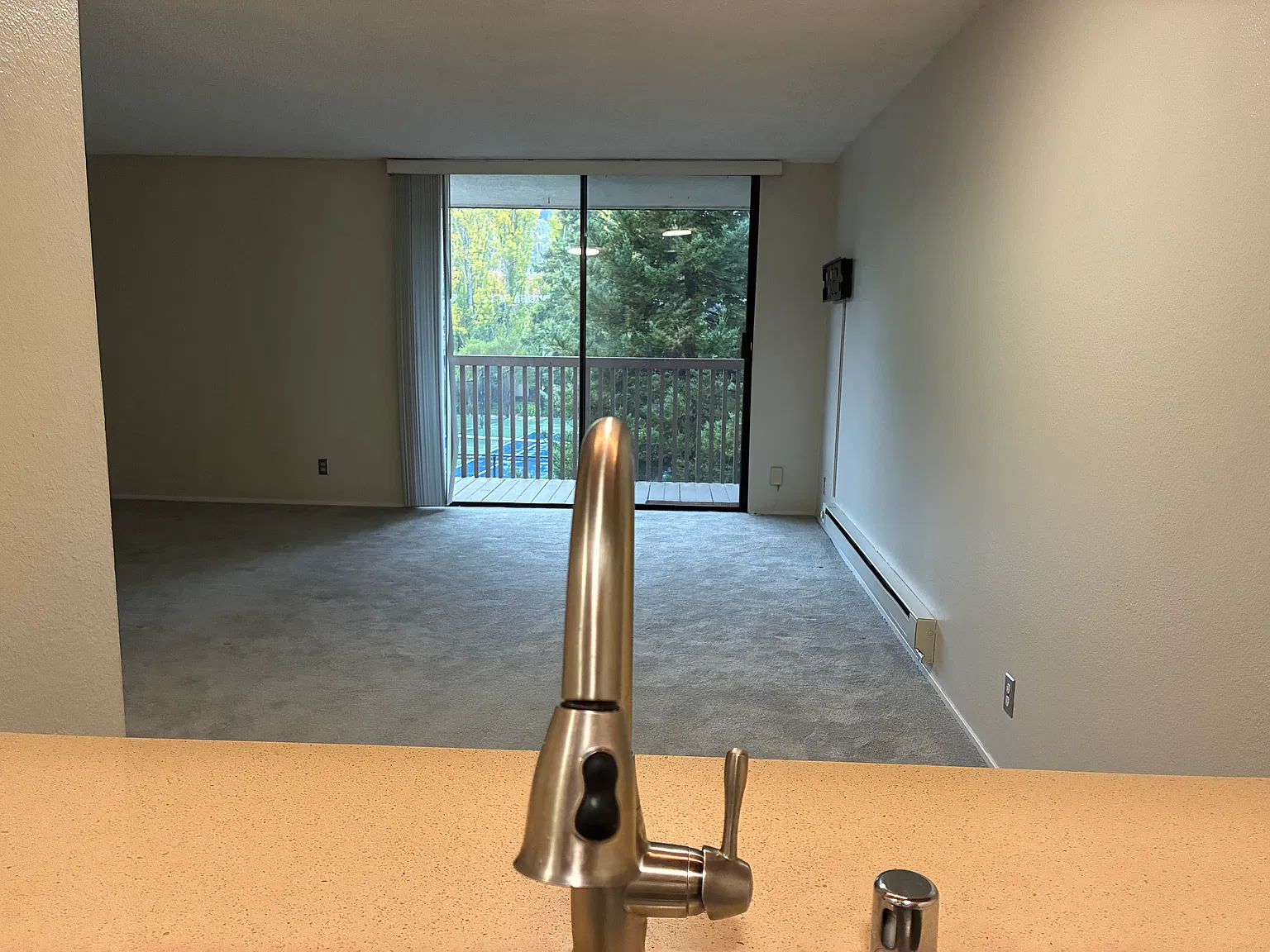 Studio, 490 sqft, $2,250 — Photo 3