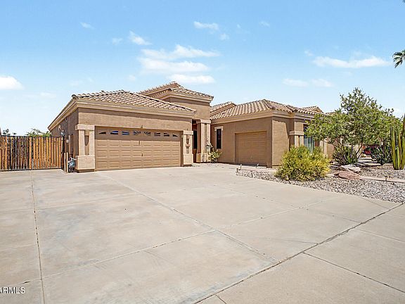 2nd image of 4982 E LA COSTA Drive