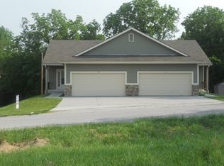 127 J St, Lansing, KS 66043