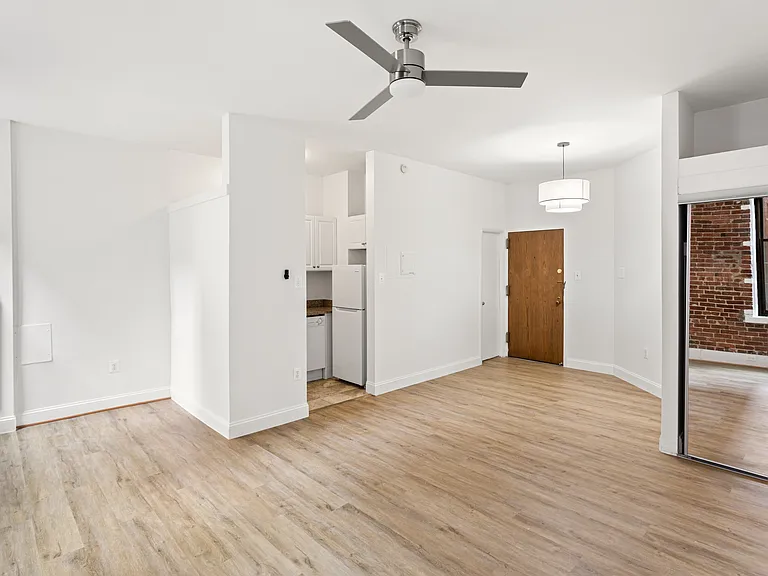 1615 Q St NW #210 — Photo 5