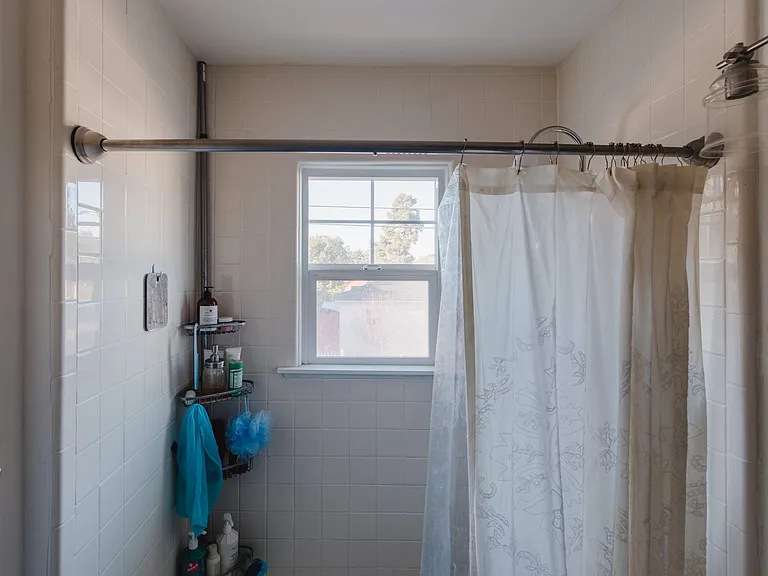 515 Lincoln Ave #&-687-691 — Photo 8