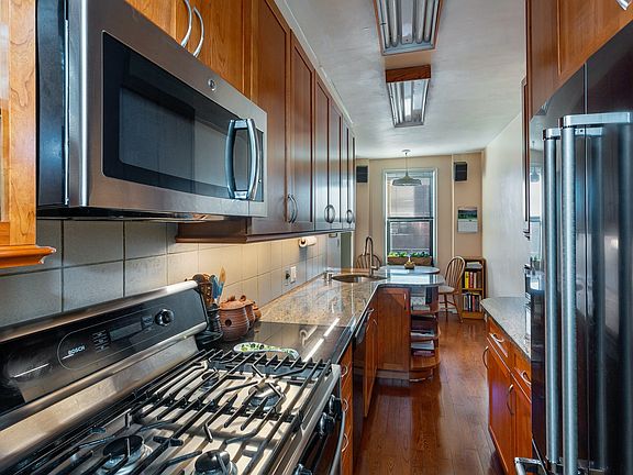 3rd image of 645 W 239th St APT 6F