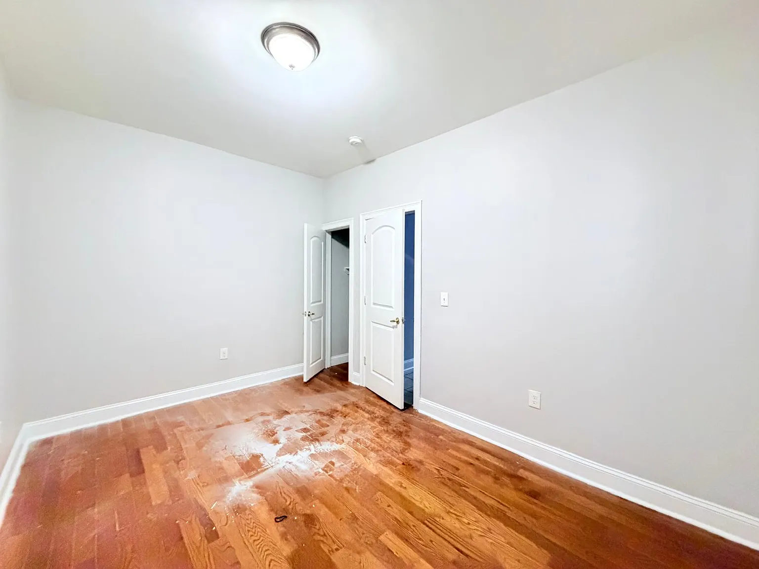 128 Corbin Avenue — Photo 4