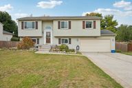 Wildwood Lake Dr-S2309-001.jpg