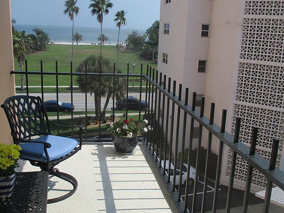 2nd image of 1120 N Shore Dr NE Unit 405