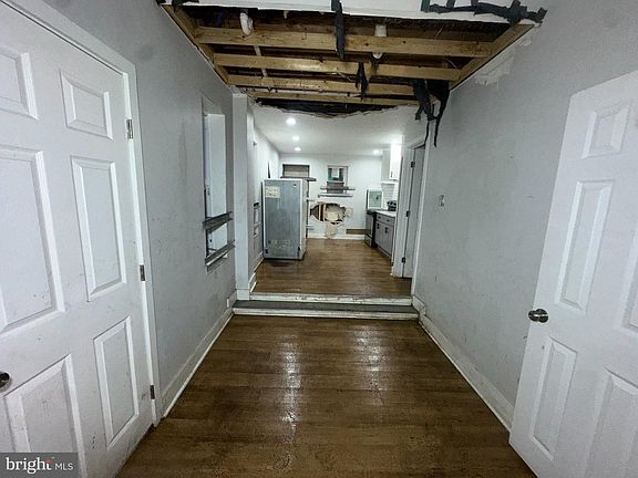 3rd image of 115 N Yewdall St