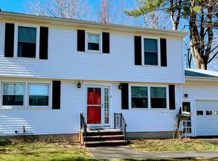 6 Spruce Ln, Gorham, ME 04038