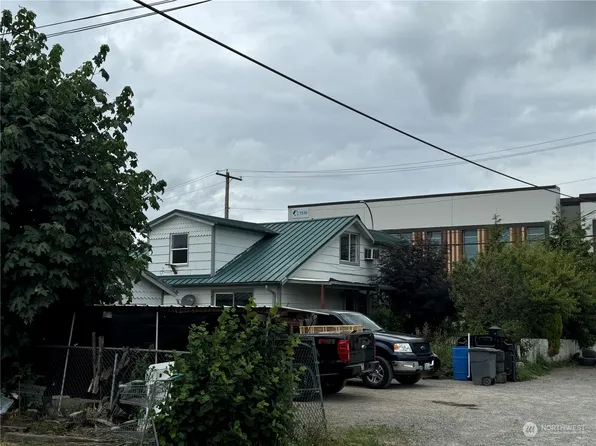 1408 Hubbard Street, Sumner, WA 98390