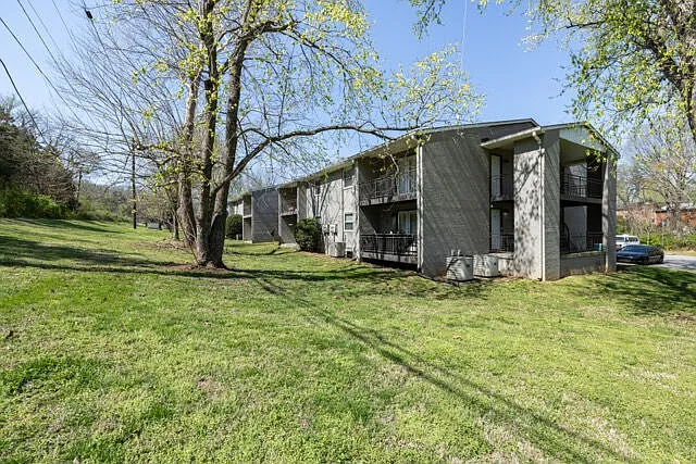 Sycamore Villas — Photo 17