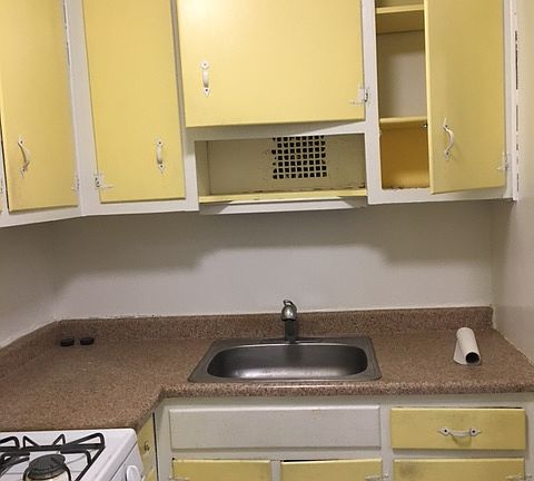 2nd image of 140-50 Burden Cres #5B