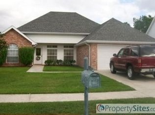 204 Westport Dr, Houma, LA 70360