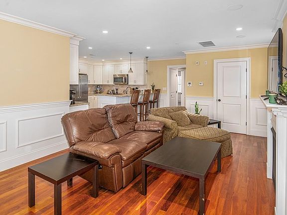 4th image of 49 L St Unit 6
