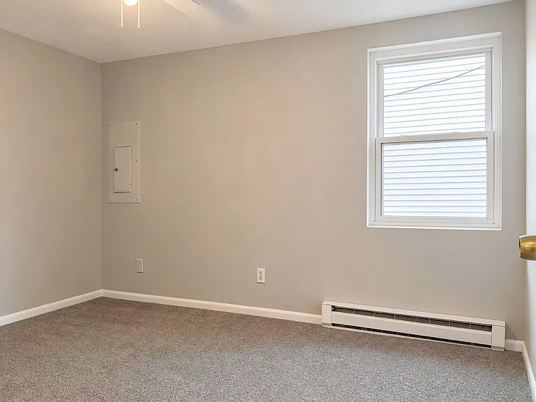 6249 Alexander St #D — Photo 15