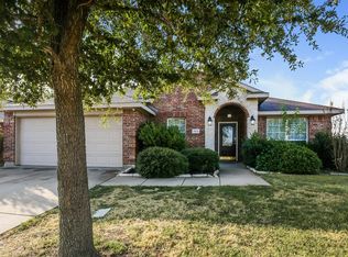 1402 Vista Ridge Dr, Forney, TX 75126