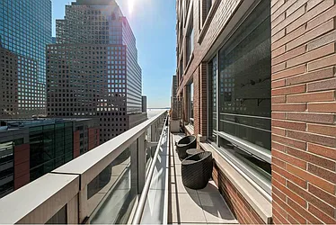 Rented by R New York