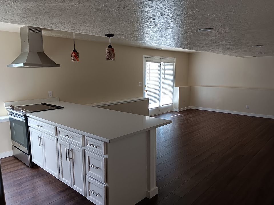 1st image of 11627 S Country Crossing Rd #Basement