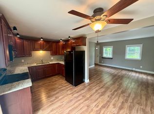 4 Providence Rd APT 5, Sutton, MA 01590