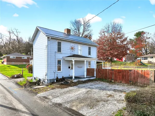 214 Clark St, Belle Vernon, PA 15012