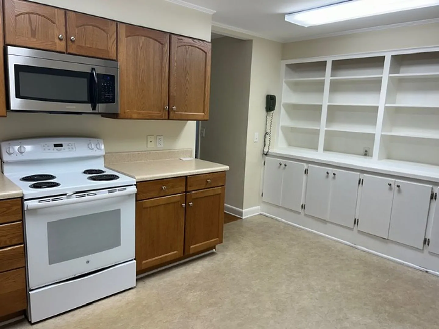 3 Bedroom / 2 Bath Brick Home Kingsport, TN — Photo 3
