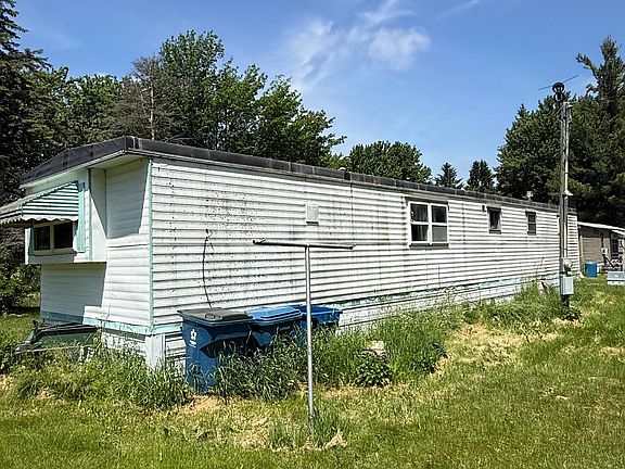3rd image of 1404 N Rumbaugh Ln #10
