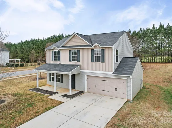 501 Berrybeth Cir, China Grove, NC 28023