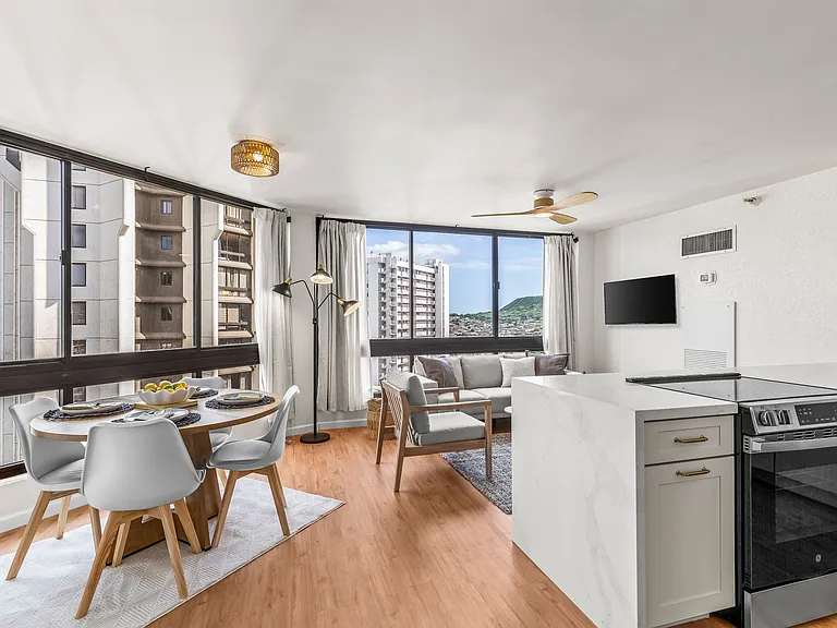 300 Wai Nani Way #1901 — Photo 1