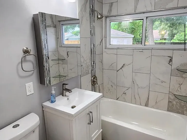 7809 Belmont Ave — Photo 14