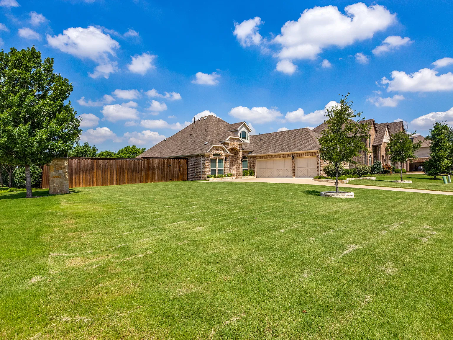 4 bed, 2106 sqft, $3,500 — Photo 3