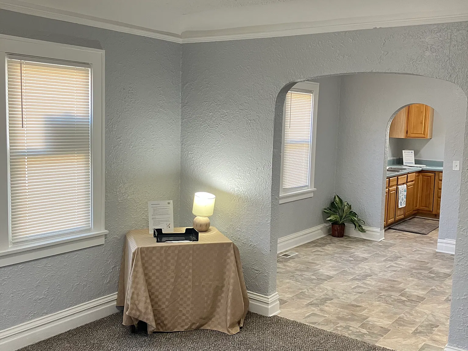 2 bed, 816 sqft, $945 — Photo 2
