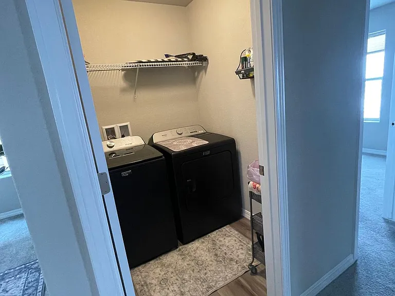 8658 Blue Feather Loop — Photo 19