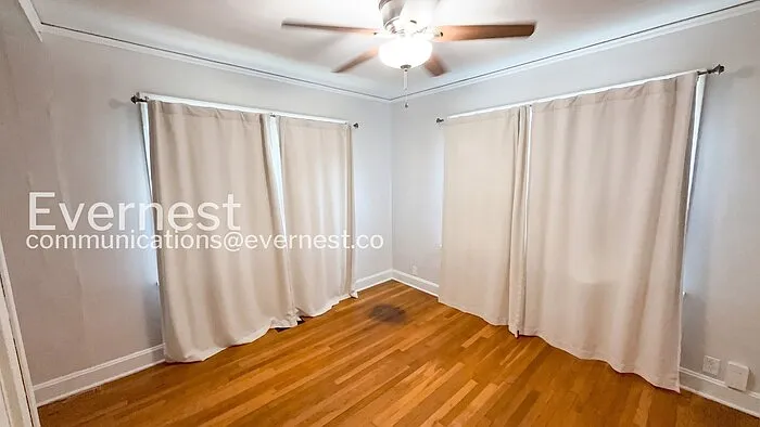6135 Holmes St — Photo 11