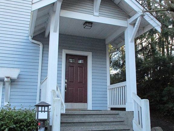 2nd image of 7403 Larkspur Ct