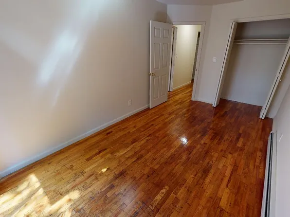 102-52 67th Road image 19 of 33