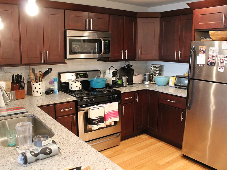 634 N 12th St #22 — Photo 18