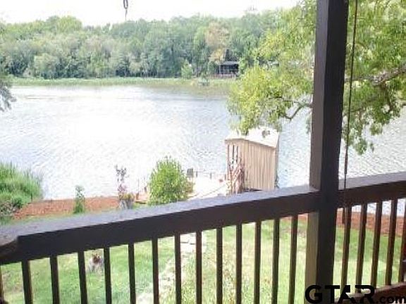 3rd image of 108 Caddo Dr