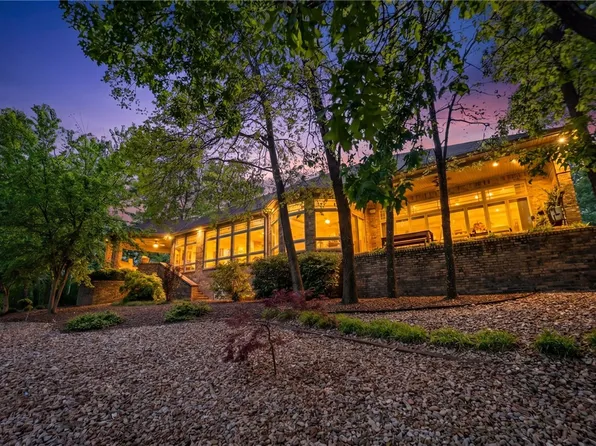16 Ellwood Cir, Bella Vista, AR 72715