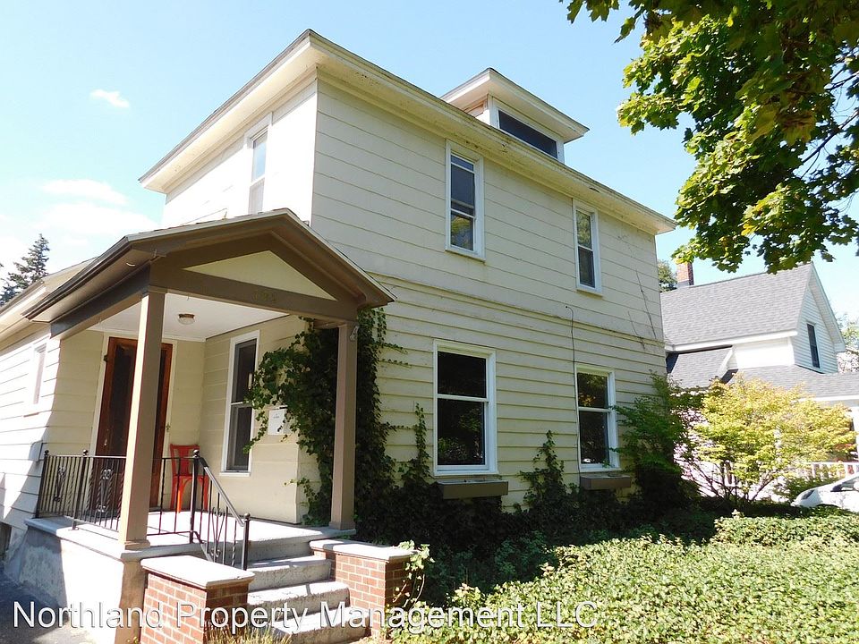 1st image of 105 N Elmwood Ave