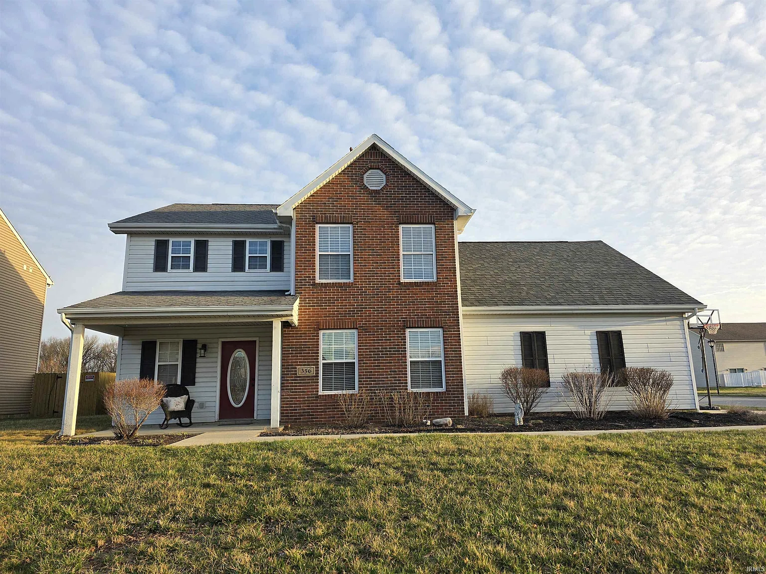 356 Ariel Dr photo 1