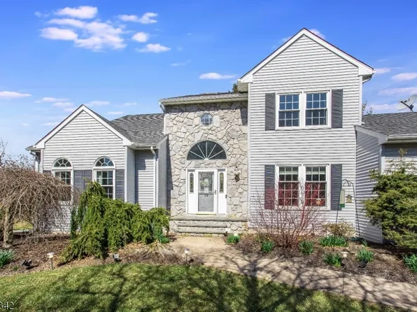 54 Reger Rd, Roxbury Twp., NJ 07876