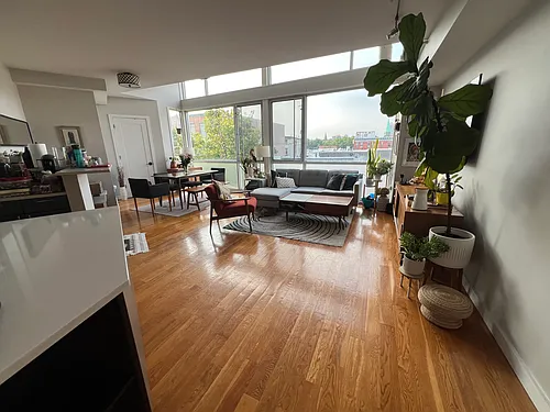 333 3rd St #Penthouse 2 Photo 1