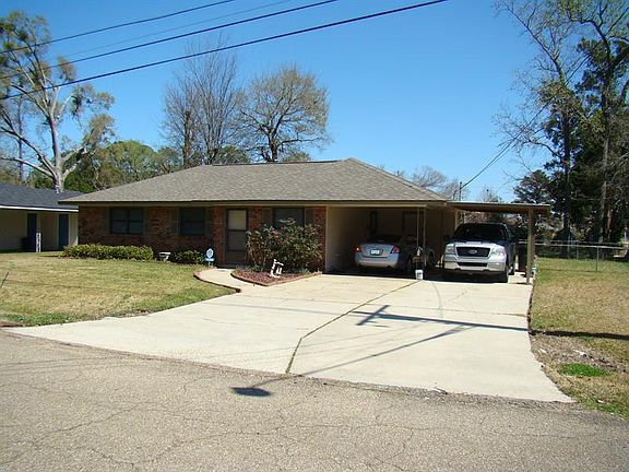 2nd image of 1332 S Stacy Ave