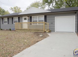 5519 SW 27th St, Topeka, KS 66614