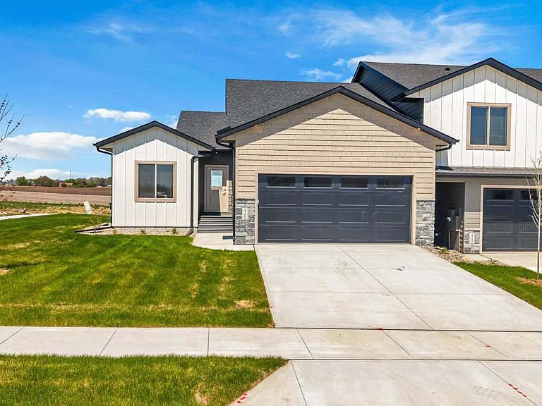 Sunrise Creek Townhomes — Photo 40