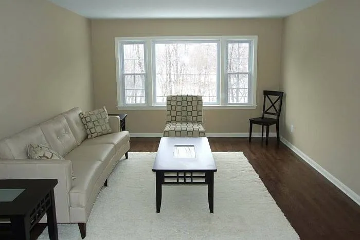 2668 Mayfield Rd — Photo 4