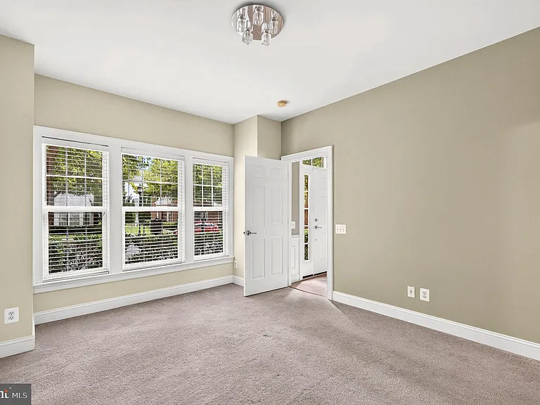 14862 Potomac Branch Dr — Photo 18