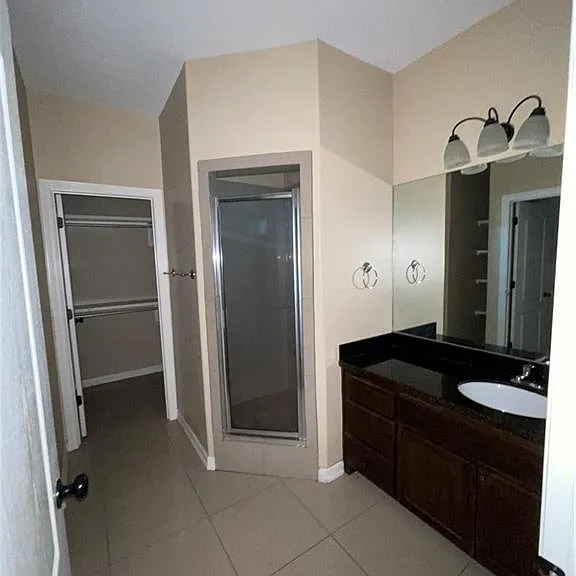 2605 E Franklin Ave #4 — Photo 6