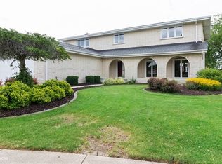 8037 Sawgrass Ct, Orland Park, IL