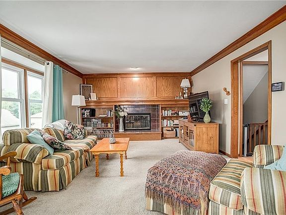 4th image of 25703 32nd Terrace Ct